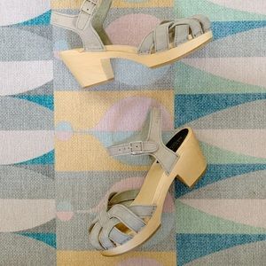 Swedish Hasbeens Pearl High Gray Clogs Size 7